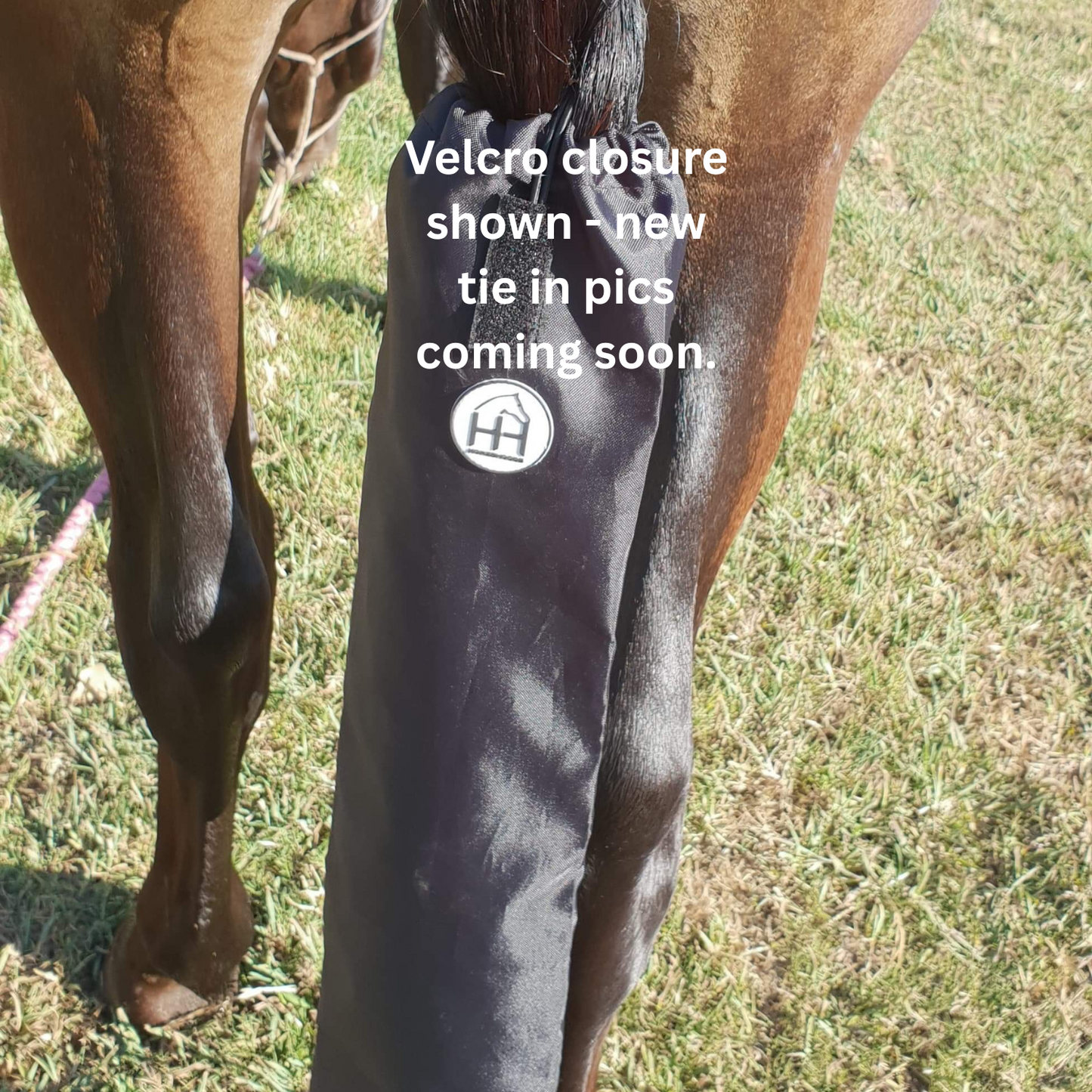 Horzehood Showerproof Tail Bag (Tie In)