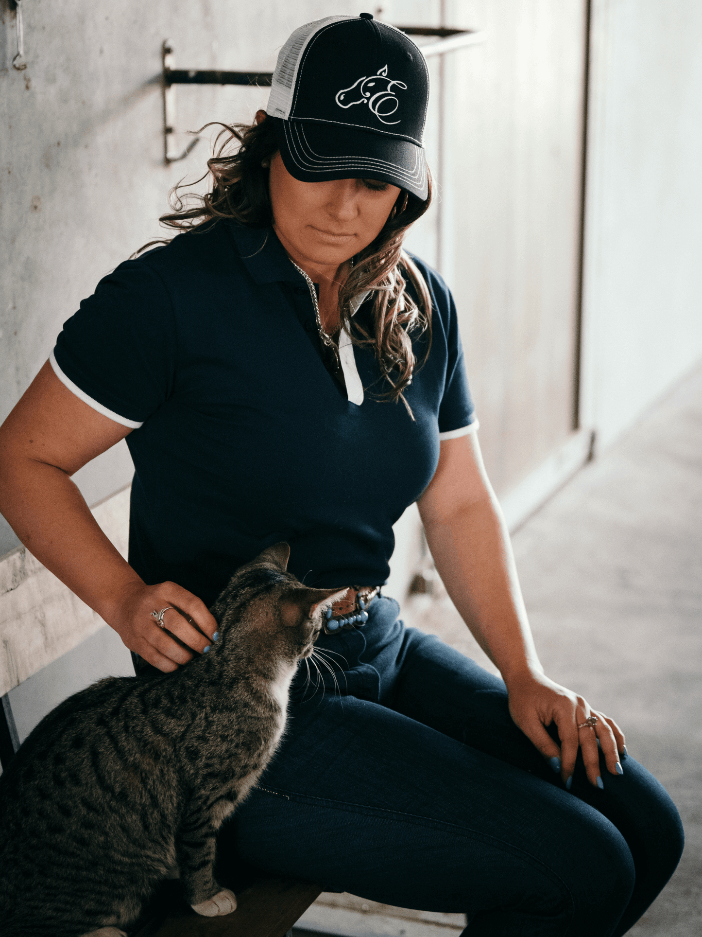 Men in Black/White Earlwood Trucker Caps